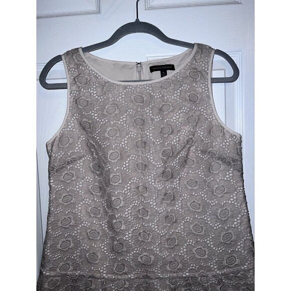 BANANA REPUBLIC Womens Lace Overlay Lined Sleeveless Peplum Top Sz 8 - Picture 2 of 10